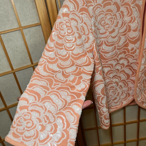 Bob Mackie Wearable Art Peach Floral Textured Jacket Cardigan Small Cropped - Picture 7 of 9